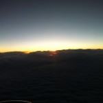 Flug in den Sonnenuntergang nach Santiago